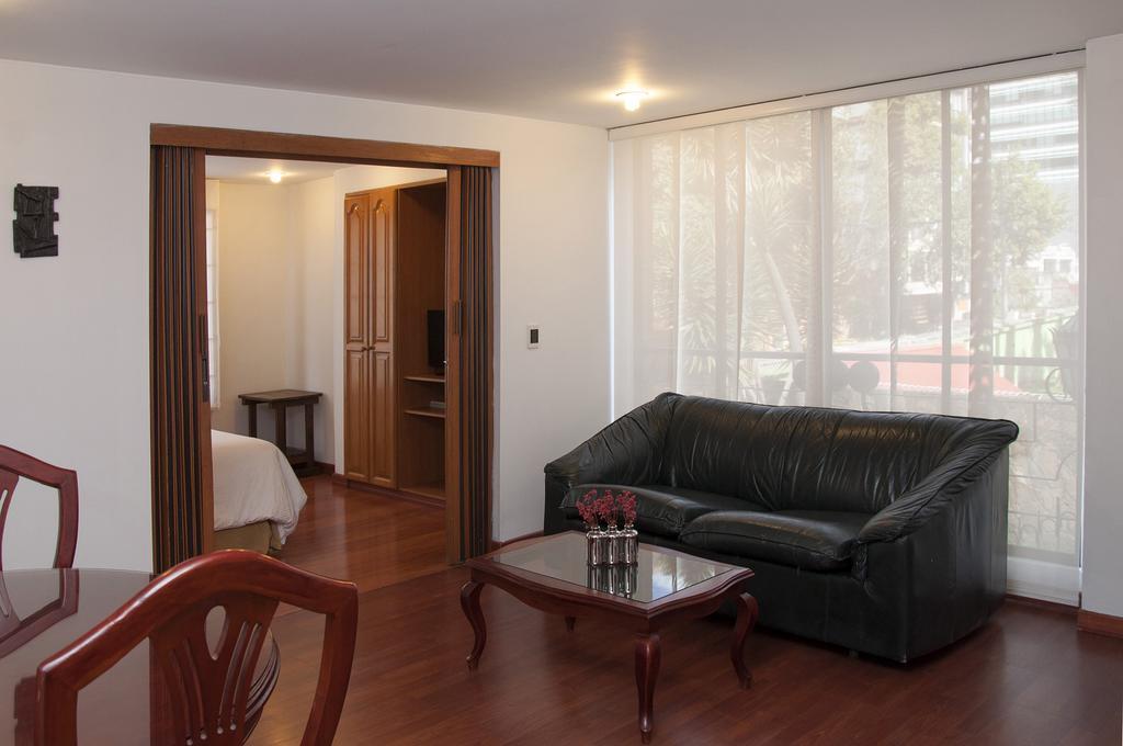 Apartaestudios Los Andes Bogota Room photo
